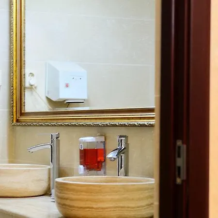 Pensiunea Junior ゲストハウス クルージュ＝ナポカ